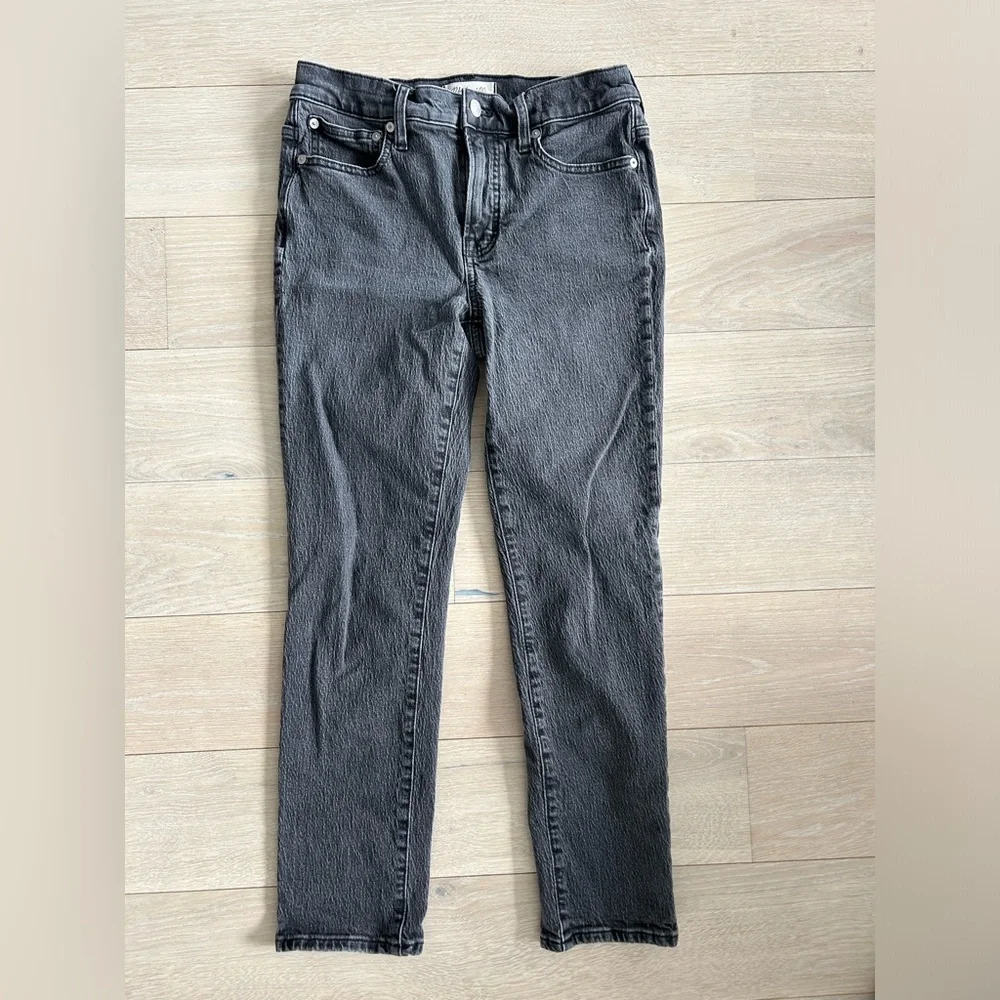 Madewell The Mid-Rise Perfect Vintage Jean in Lunar Wash - Picture 4 of 6